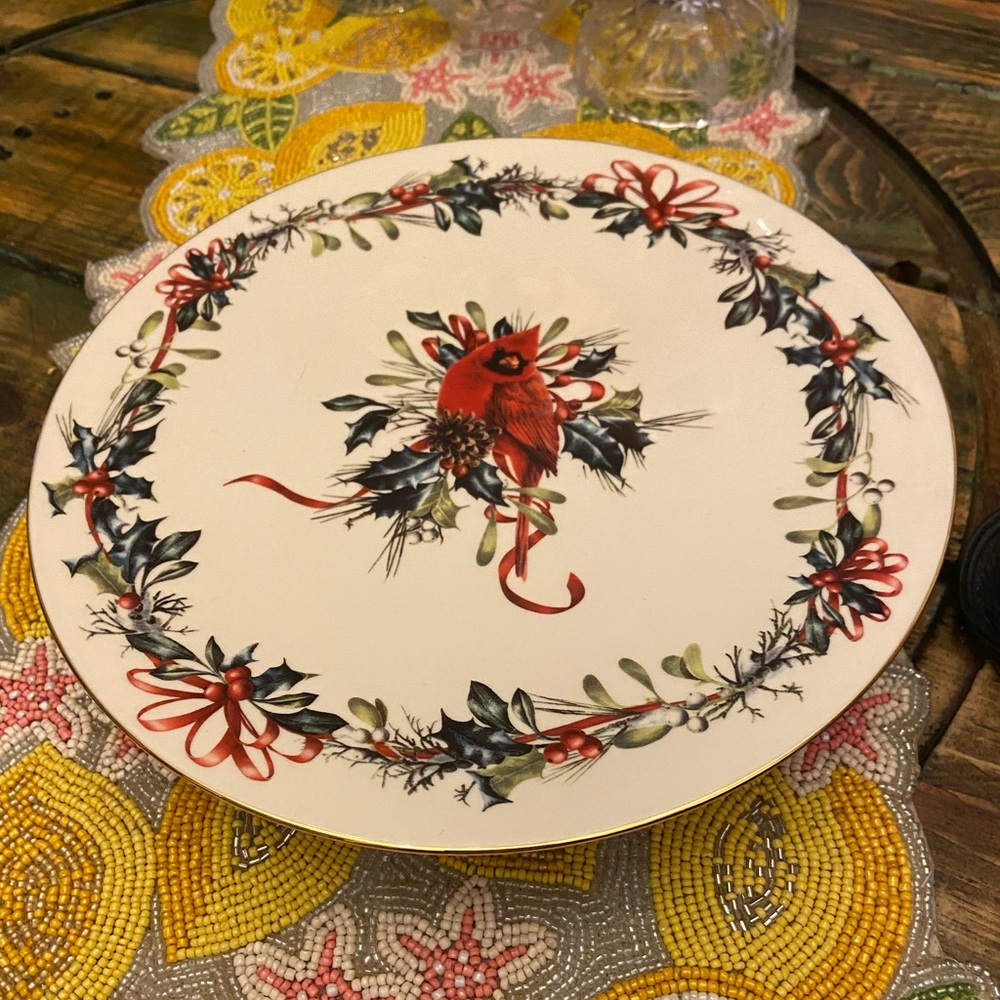 Vintage Lenox Winter Greetings Footed Cardinal Holiday Cake Plate - Picture 3 of 7